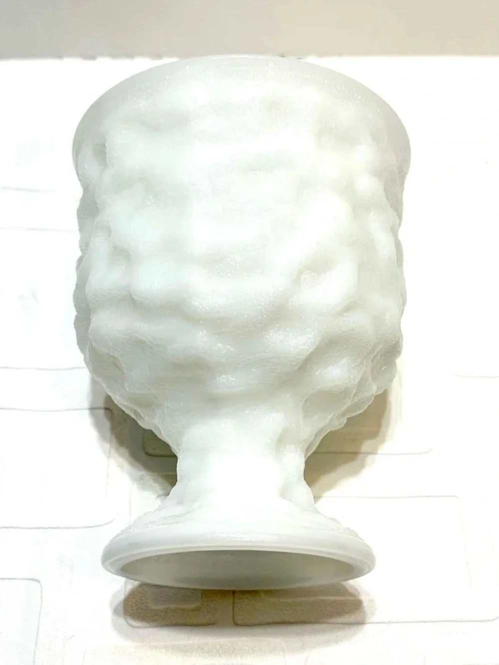 VTG MCM Honeycomb White Milk Glass Pedestal Planter by E.O Brody M3000 USA